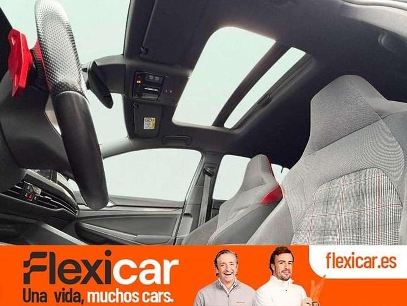 Gris Usado 2021 VW Golf VIII GTI Utilitario | 26.590 € (Buen precio) - Imagen 1/4