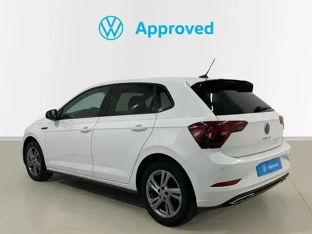 Usado VW Polo R-line 95 CV (69 kW) 2024 Blanco Utilitario