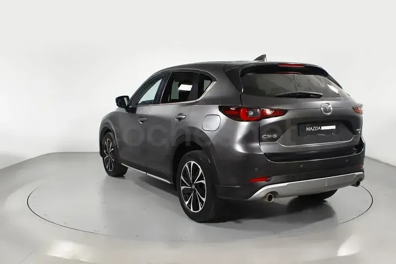 Usado Mazda CX-5 Newground 165 CV (121 kW) 2022 Gris / plata SUV
