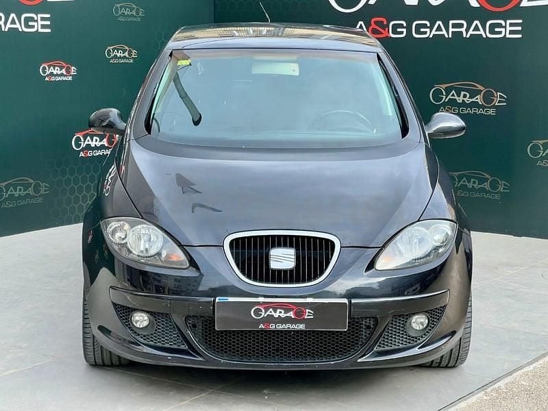 Usado Seat Altea Sport 140 CV (102 kW) 2007 Negro Monovolumen