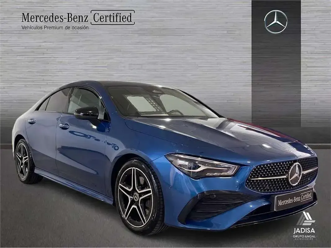 Usado Mercedes CLA200 163 CV (119 kW) 2025 Berlina
