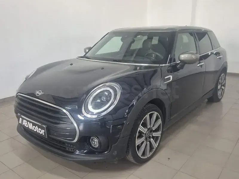 Usado Mini Cooper Clubman 136 CV (100 kW) 2021 Negro Familiar