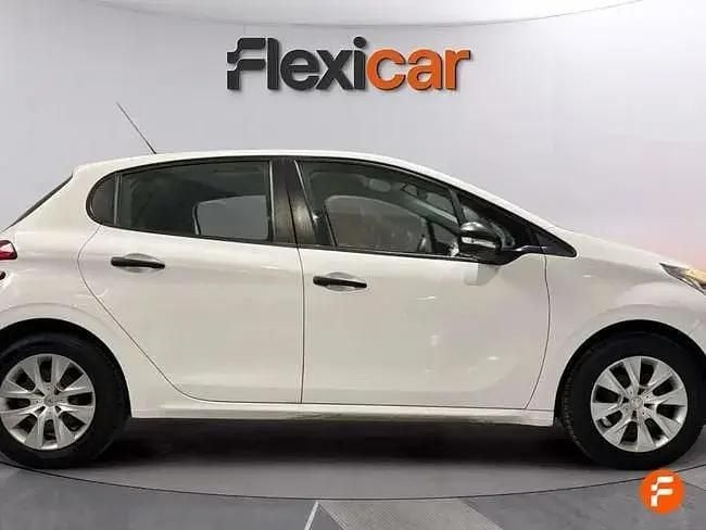 Usado Peugeot 208 Access 82 CV (60 kW) 2018 Blanco Utilitario