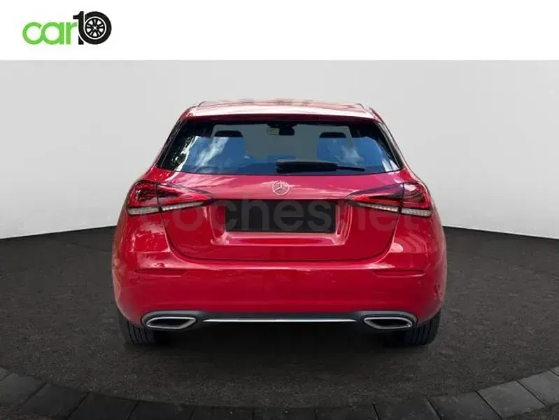 Käytetty Mercedes A200 150 HP (110 kW) 2019 Punainen Sedan
