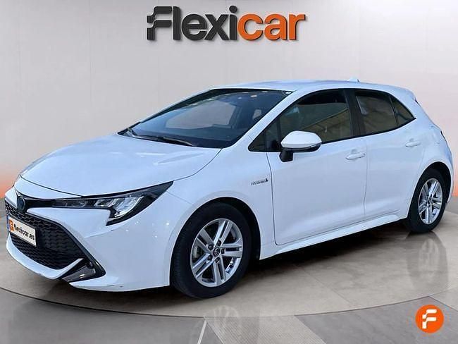 Usado Toyota Corolla Active 122 CV (89 kW) 2020 Blanco Berlina
