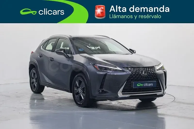 Usado Lexus UX Business Edition 184 CV (135 kW) 2023 Gris / plata SUV