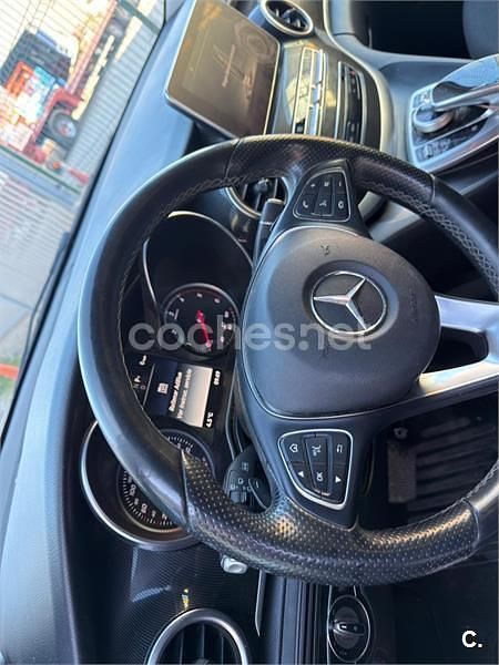 Usado Mercedes V220 Exclusive 163 CV (119 kW) 2019 Negro Monovolumen