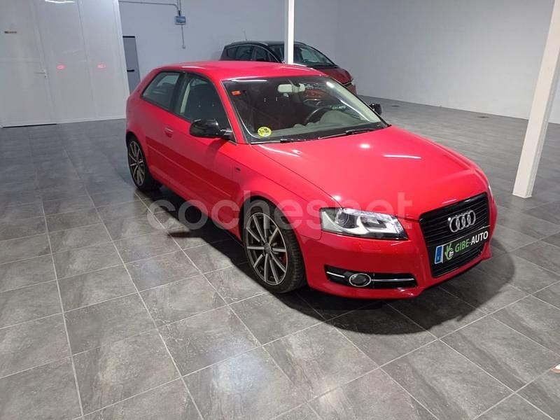 Usado Audi A3 Ambition 140 CV (102 kW) 2010 Rojo Berlina