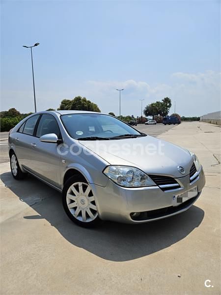 Usado Nissan Primera 140 HP (102 kW) 2006 Cinzento Sedan