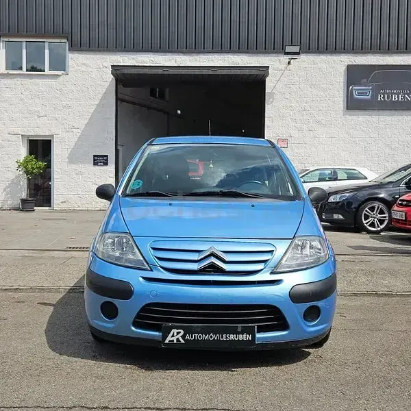 Usado Citroën C3 61 CV (44 kW) 2007 Azul Berlina
