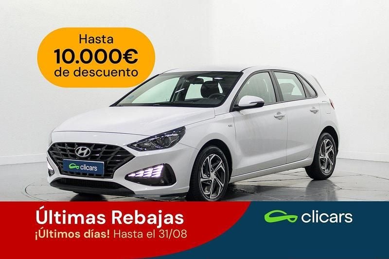 Blanco Usado 2023 Hyundai i30 Berlina | 17.990 € (Precio justo) - Imagen 1/4