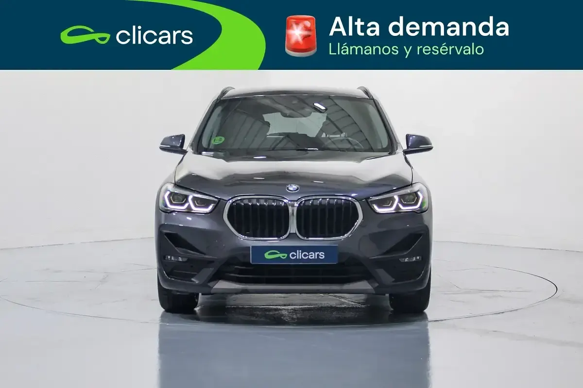 Begagnad BMW X1 150 HK (110 kW) 2022 Grå SUV