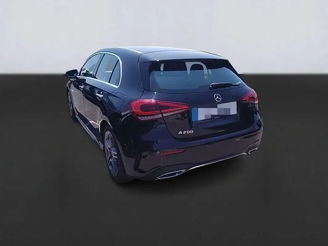 Usado Mercedes CLA200 163 CV (119 kW) 2022 Negro Coupe