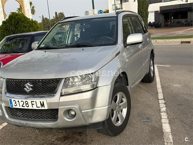 Begagnad Suzuki Grand Vitara 129 HK (94 kW) 2007 Grå SUV