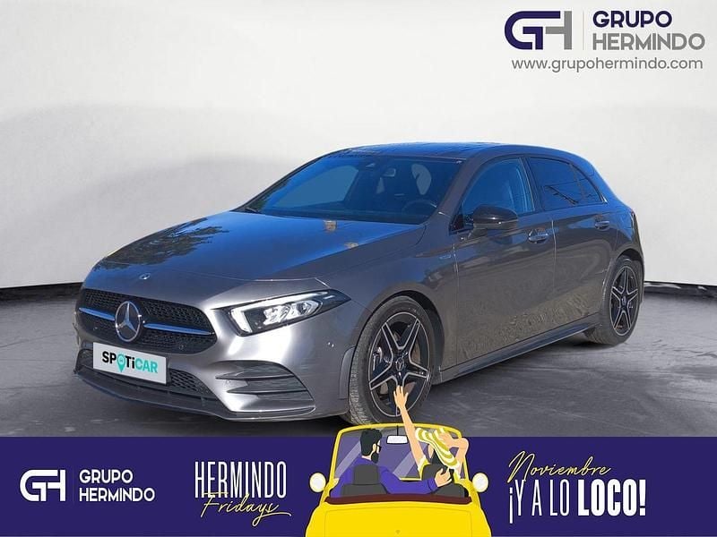Gris / plata Usado 2021 Mercedes A200 AMG line Plus Berlina | 24.660 € (Buen precio) - Imagen 1/4