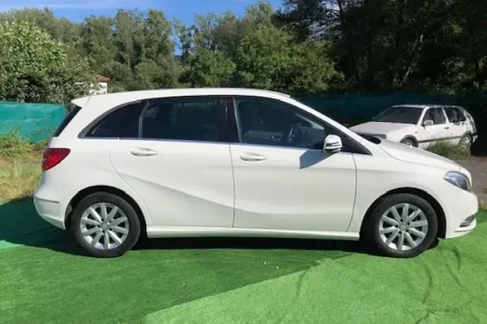 Usado Mercedes B180 110 CV (80 kW) 2013 Utilitario