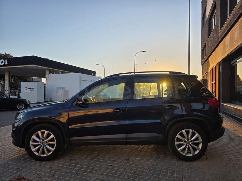 Usado VW Tiguan 110 CV (80 kW) 2014 Azul SUV