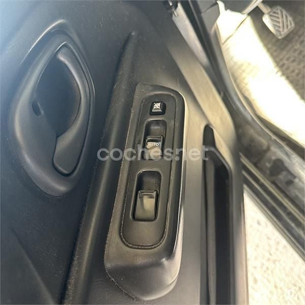 Usado Suzuki Jimny 85 CV (62 kW) 2009 Negro SUV