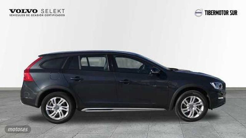 Usado Volvo V60 Plus 120 CV (88 kW) 2017 Gris Familiar