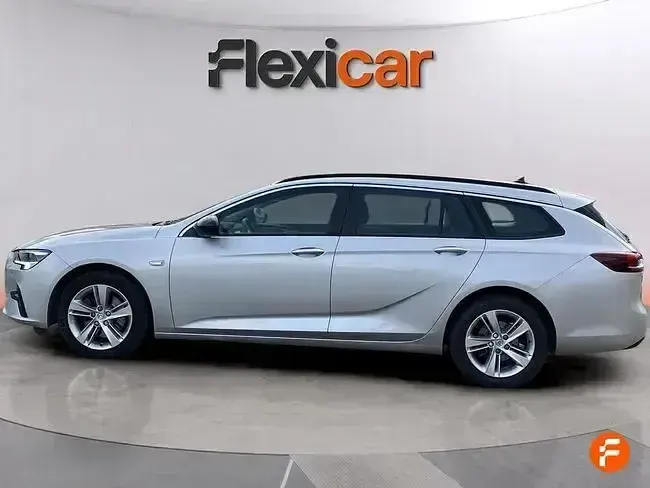 Usado Opel Insignia Business Edition 122 CV (89 kW) 2020 Gris Familiar