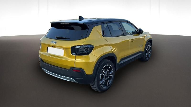 Usado Jeep Avenger EV Summit 114 kW (156 CV) 2024 Sun volcano SUV