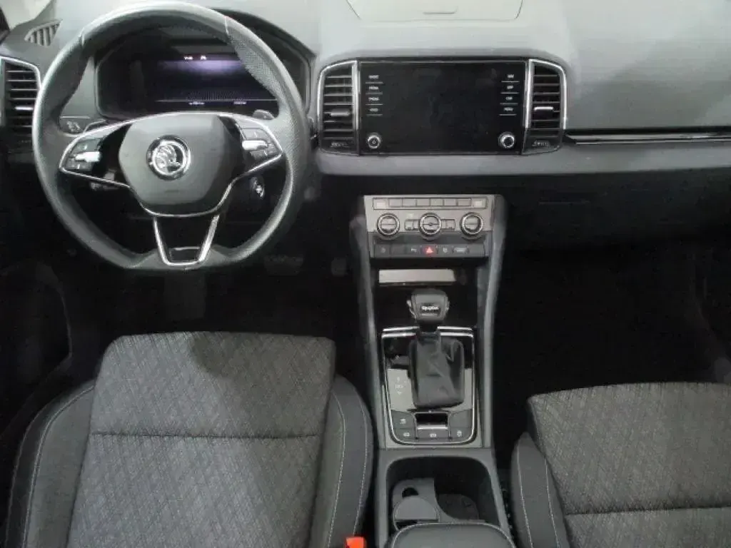 Usado Skoda Karoq Style 150 CV (110 kW) 2021 Azul SUV
