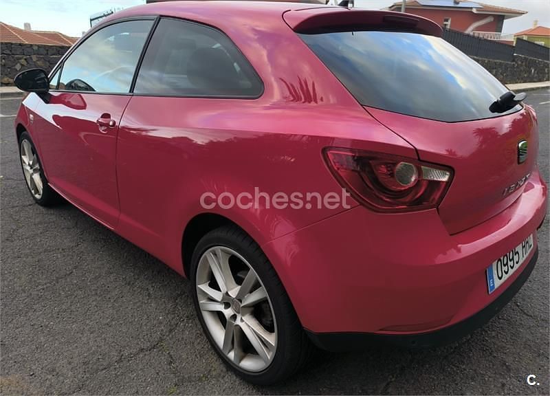 Usado Seat Ibiza SC Style 105 CV (77 kW) 2012 Rojo Utilitario