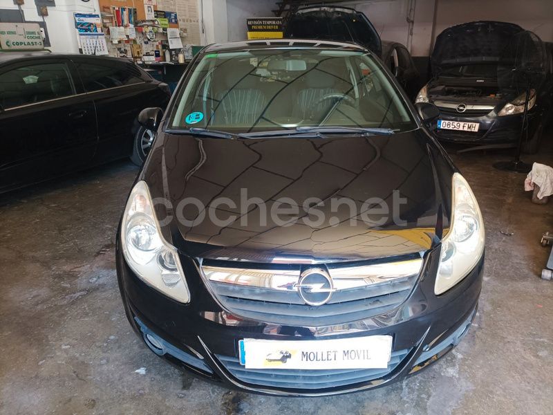 Negro Usado 2009 Opel Corsa Berlina | 4500 € (Precio justo) - Imagen 1/4