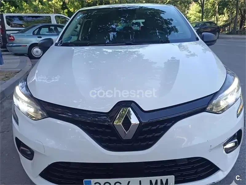 Usado Renault Clio V Business 100 CV (73 kW) 2021 Blanco Berlina