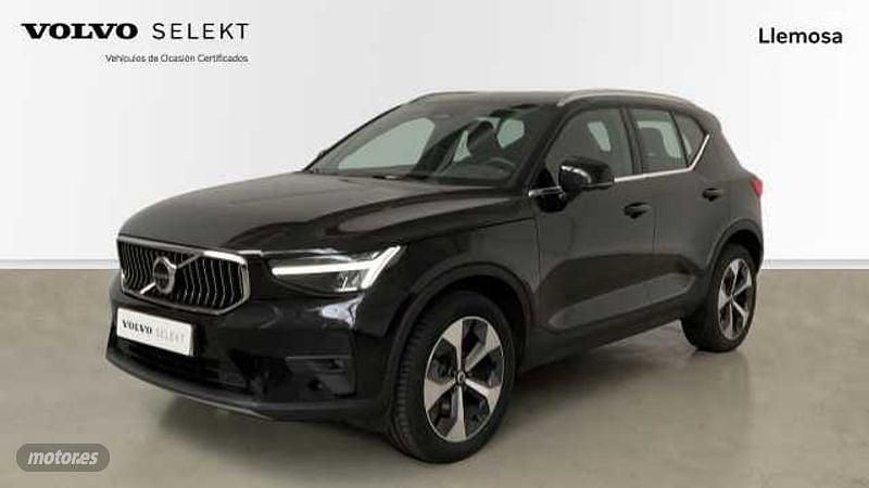 Negro Usado 2023 Volvo XC40 Plus SUV | 38.000 € (Un poco caro) - Imagen 1/4