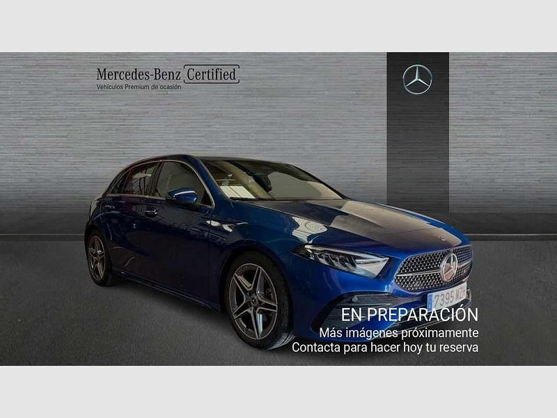 Usado Mercedes A200 163 CV (119 kW) 2025 Azul Berlina
