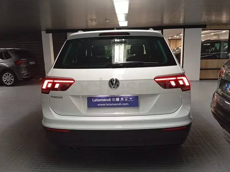 Usado VW Tiguan Advance 115 CV (84 kW) 2018 Blanco SUV