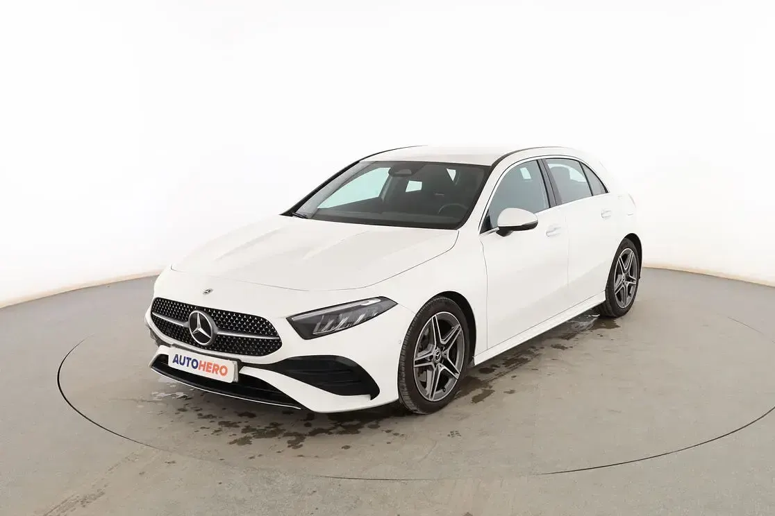 Usado Mercedes A200 AMG line 177 CV (130 kW) 2024 Berlina