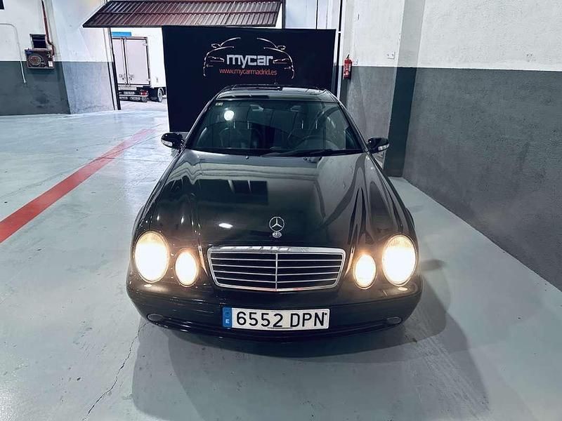 Usado Mercedes CLK200 Avantgarde 354 CV (260 kW) 2003 Negro Coupe