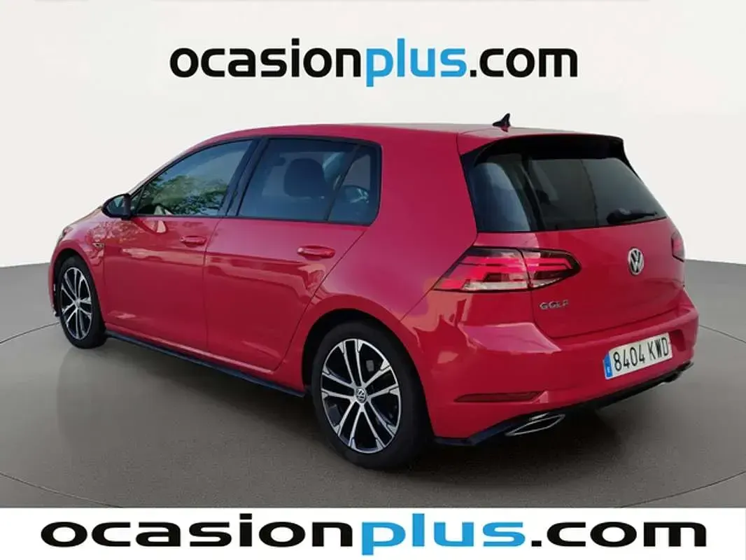 Usado VW Golf VII Sportline 150 CV (110 kW) 2019 Rojo Utilitario