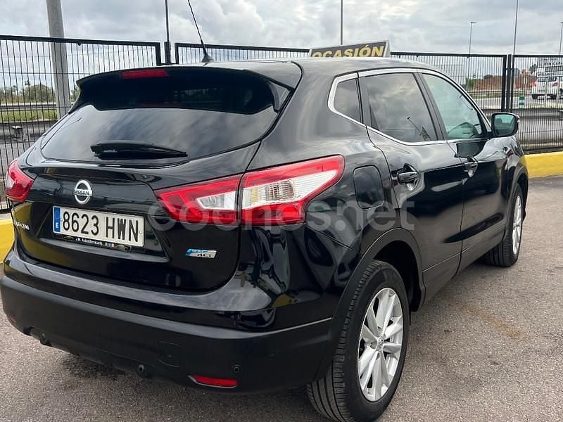 Usado Nissan Qashqai N-TEC 130 CV (95 kW) 2014 Negro SUV