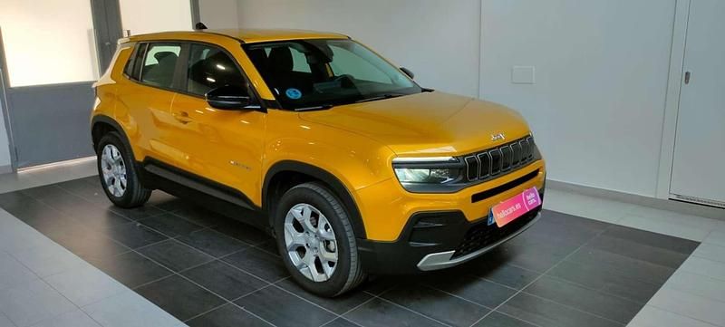 Usado Jeep Avenger Altitude 101 CV (74 kW) 2024 Amarillo SUV
