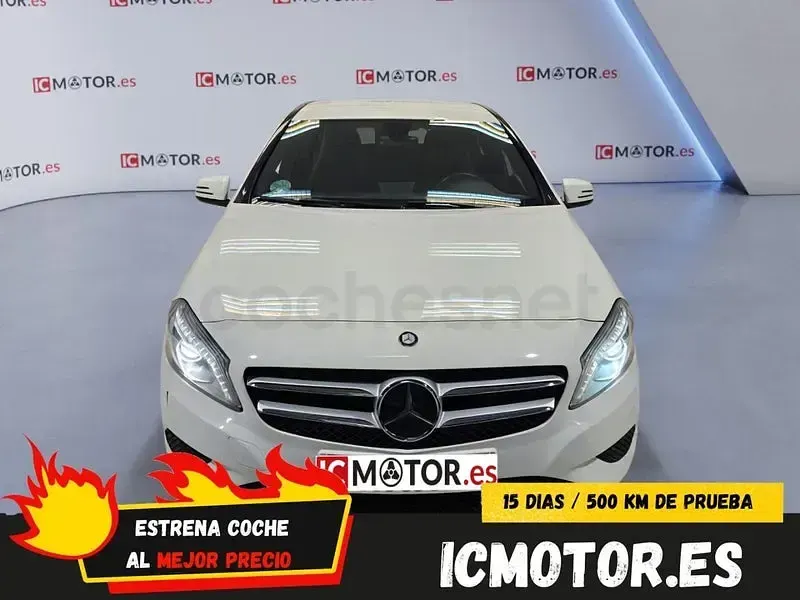 Usado Mercedes A200 Urban 136 CV (100 kW) 2016 Blanco Berlina