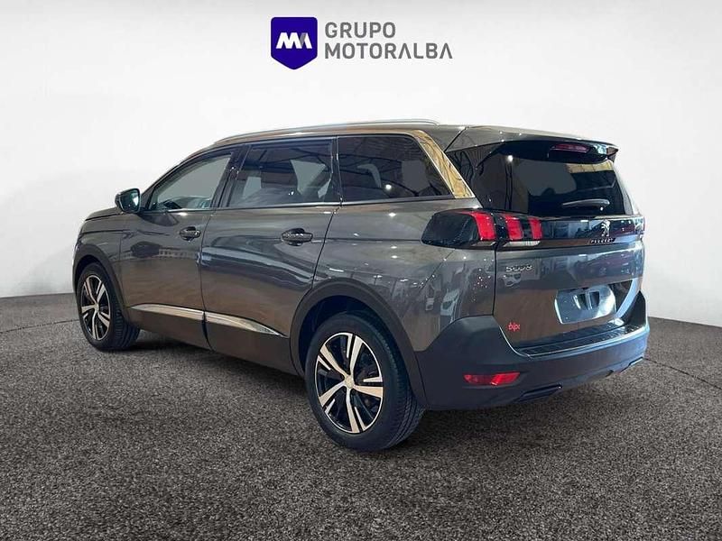 Usado Peugeot 5008 Allure 131 CV (96 kW) 2019 Blanco SUV