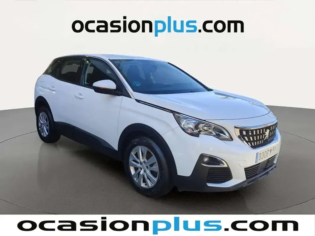 Begagnad Peugeot 3008 Allure 131 HK (96 kW) 2019 Vit SUV
