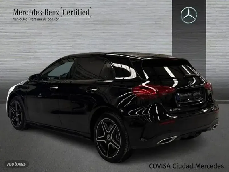 Usado Mercedes A250 218 CV (160 kW) 2024 Negro
