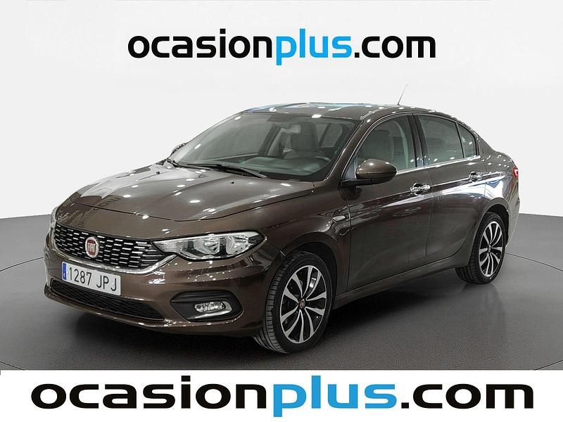 Usado Fiat Tipo Lounge 95 CV (69 kW) 2016 Marrón Berlina