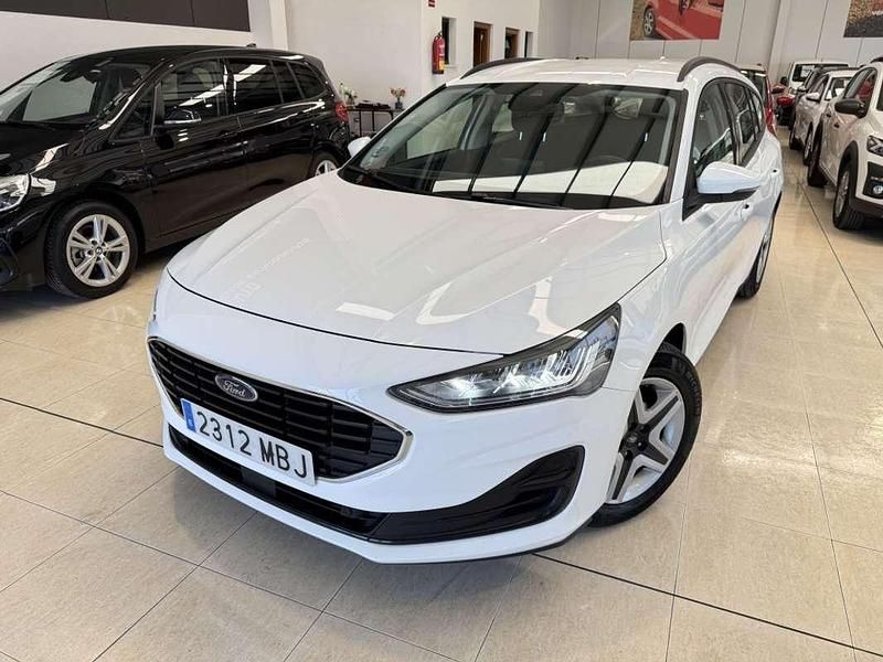 Blanco Usado 2022 Ford Focus Trend+ Familiar | 15.999 € (Precio justo) - Imagen 1/4