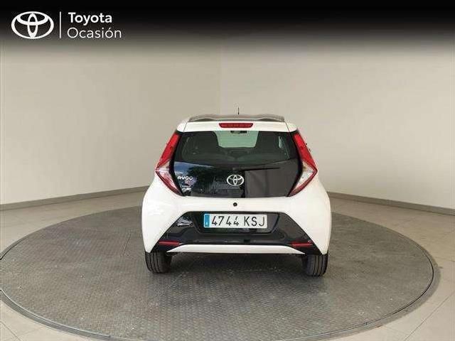 Usado Toyota Aygo X-play 72 CV (52 kW) 2018 Blanco Utilitario