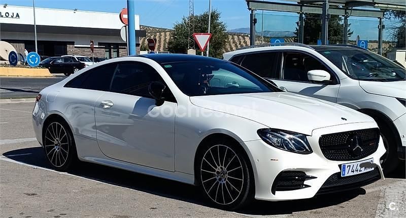 Blanco Usado 2020 Mercedes E220 Coupe | 33.500 € (Precio justo) - Imagen 1/4