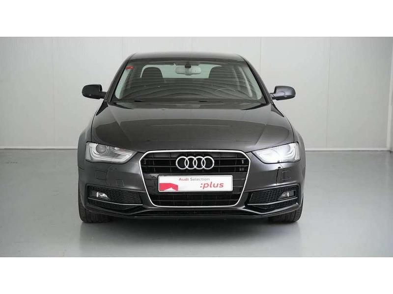 Usado Audi A4 S-Line 150 CV (110 kW) 2015 Negro Berlina