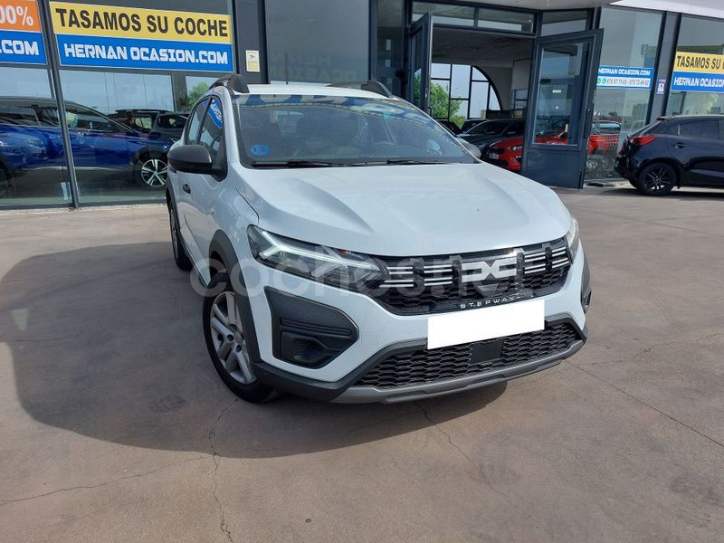 Blanco Usado 2023 Dacia Sandero Essentiel Utilitario | 13.100 € (Precio justo) - Imagen 1/4
