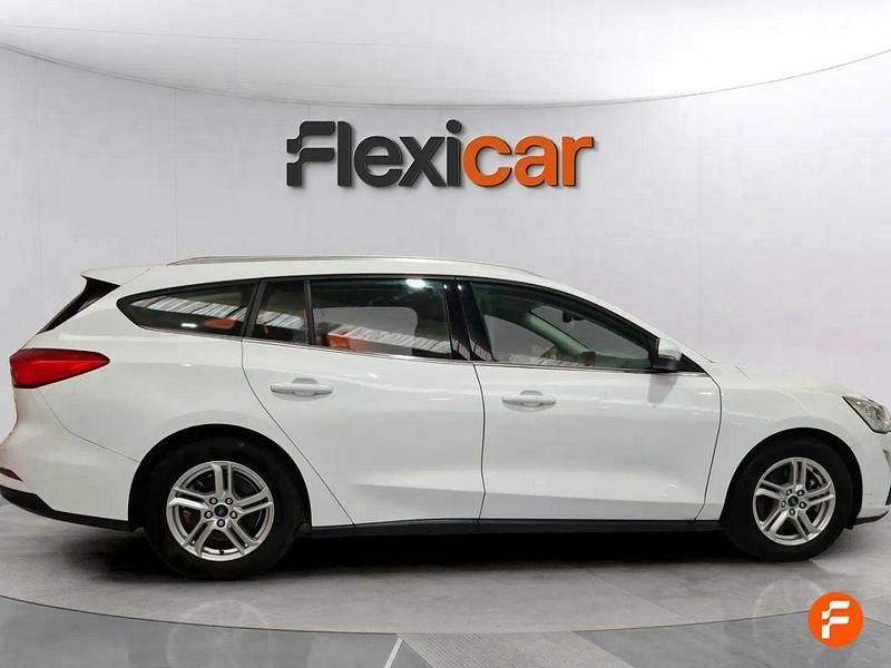 Usado Ford Focus Active 125 CV (91 kW) 2019 Blanco Familiar