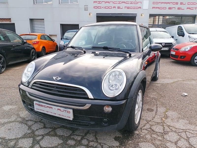 Usado Mini ONE 90 CV (66 kW) 2006 Negro Utilitario