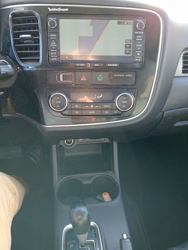 Blanco Usado 2013 Mitsubishi Outlander SUV | 11.500 € (Precio justo) - Imagen 1/4